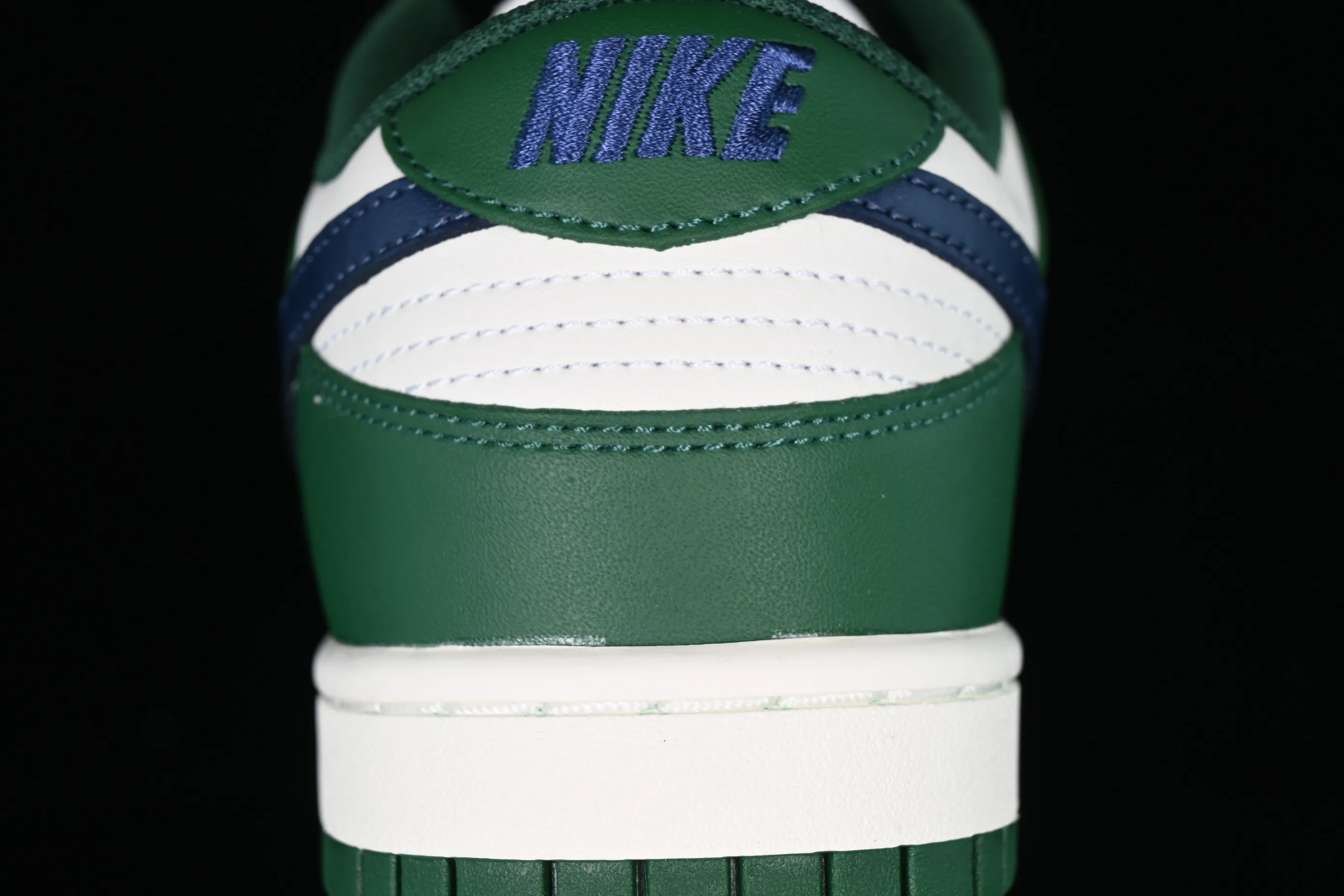 All categories Nk SB Dunk series Nk SB Dunk Low low-top sneakers Nk Dunk Low "Gorge Green" retro white and green SB low-top sports and leisure sneakers DD1503-300